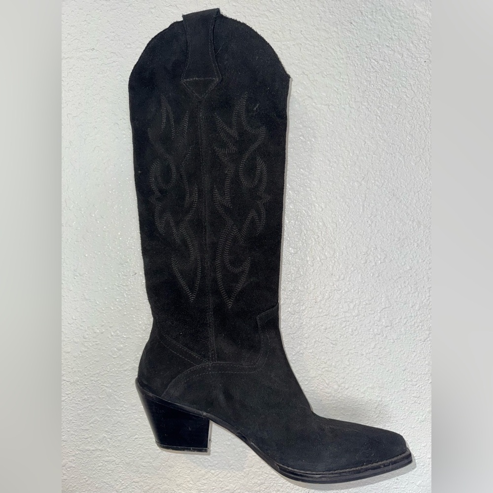 Zara Black Suede Women's Boots size 37 gently used